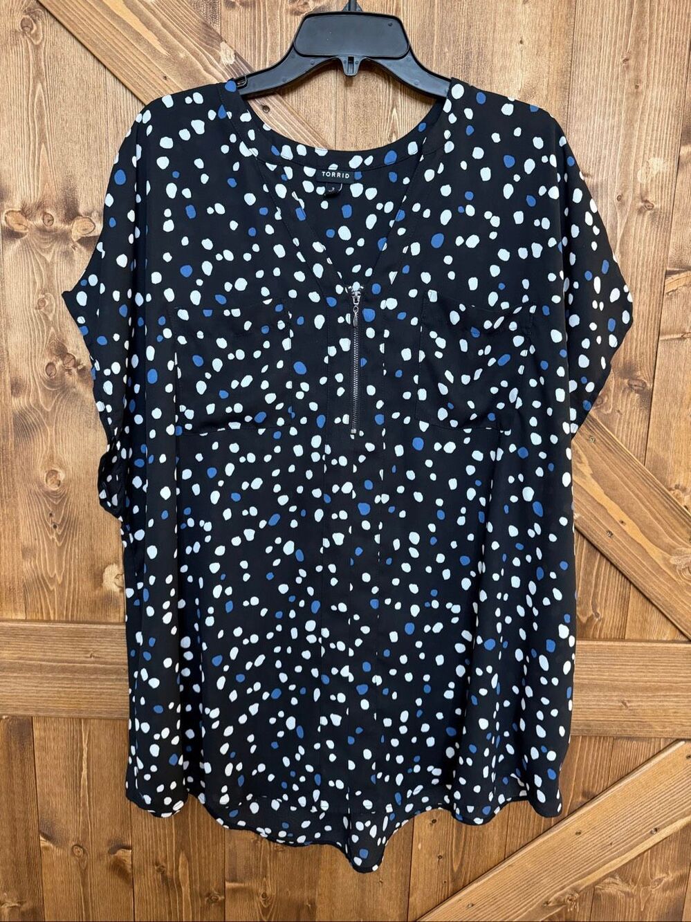 Torrid Size 3 Black Blue White Dot Print Zip Front Blouse Top (9218)